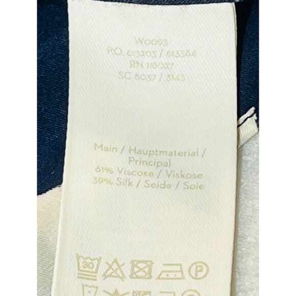 Boden Carey Top Navy White Polka Dot Circle Print Silk Blend Sz 2 PERFECT EUC - Picture 8 of 9